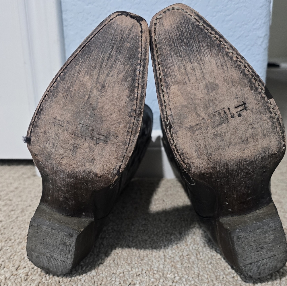 CORRAL Vintage Teens Distressed Black / Gray Leather Cowboy Boots in Size 2 - Picture 11 of 11